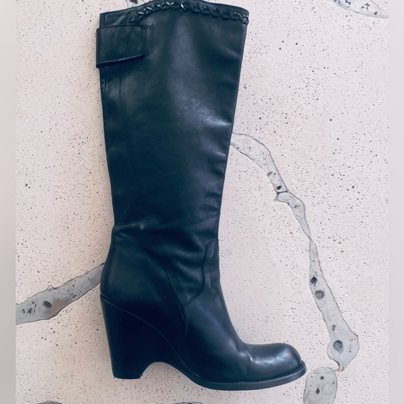 NWOT gorgeous soft leather boots - Picture 7 of 9